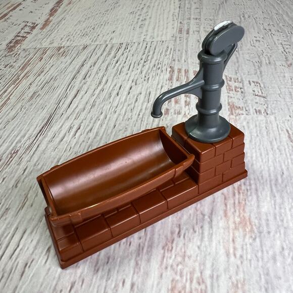 Vintage Style Mini Water Pump Brick Base Brown Trough Plastic Horse Toy FLAW - Picture 1 of 12